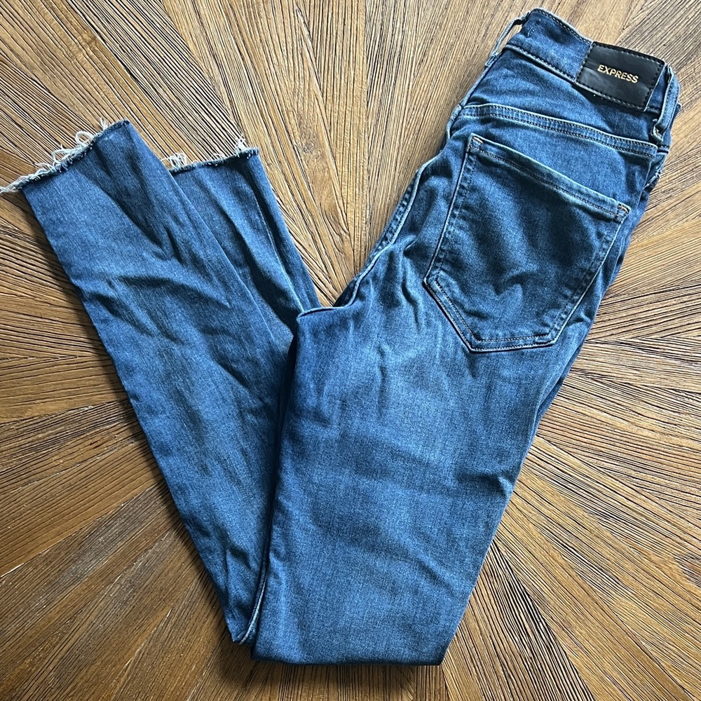 Express Women's Dark Blue Ankle Jeans